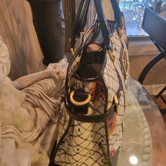 L.A.M.B. Gwen Stefani Marigold Satchel Designer Luxury Celebrity Leather #64 - Picture 7 of 16